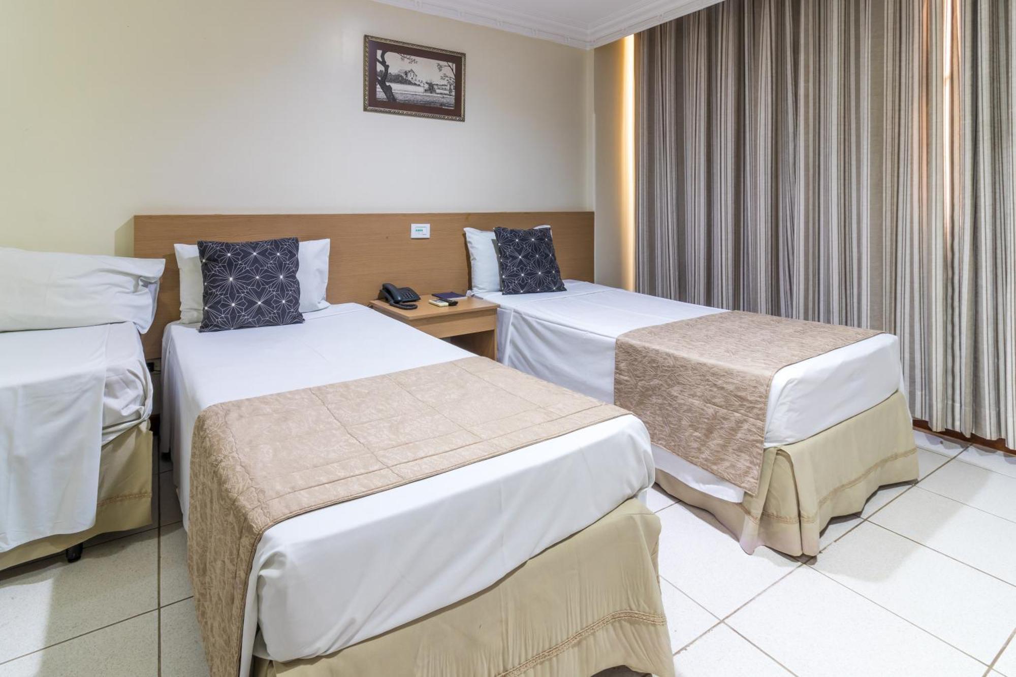 Umuarama Plaza Hotel By Castelo Itaipava جويانيا المظهر الخارجي الصورة