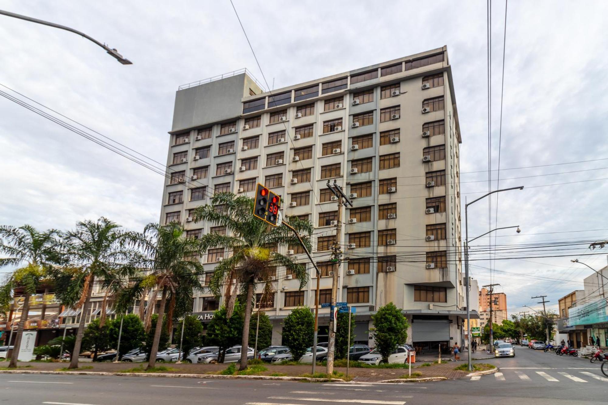 Umuarama Plaza Hotel By Castelo Itaipava جويانيا المظهر الخارجي الصورة