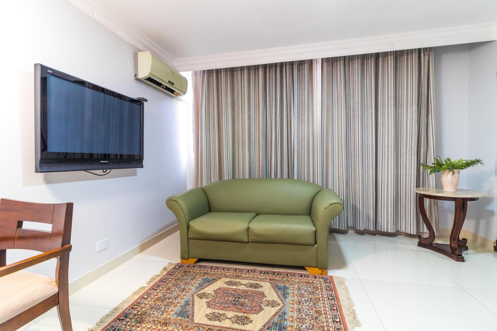 Umuarama Plaza Hotel By Castelo Itaipava جويانيا المظهر الخارجي الصورة