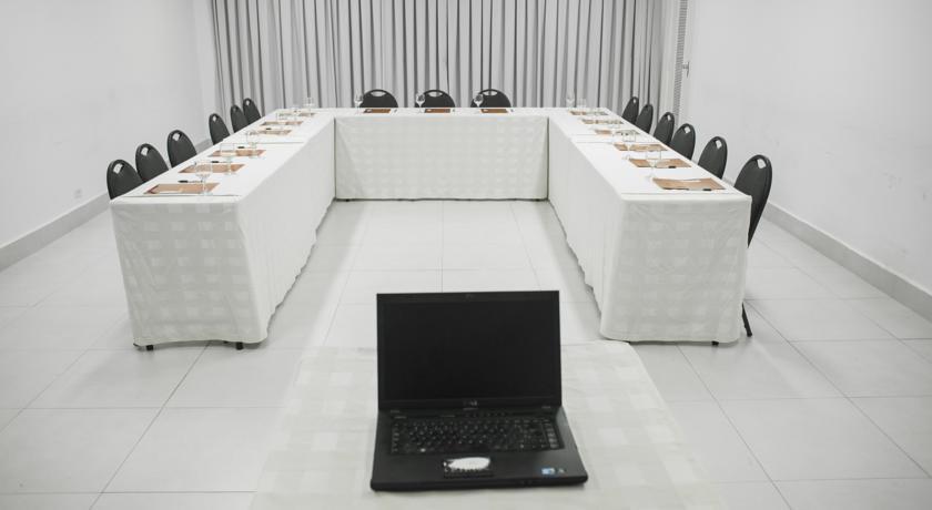 Umuarama Plaza Hotel By Castelo Itaipava جويانيا المظهر الخارجي الصورة